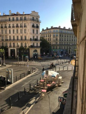 Appartement 6 personnes place de la joliette